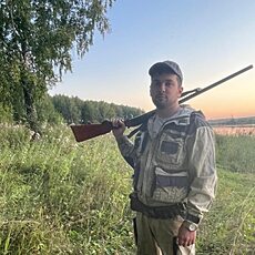Тёма, 30