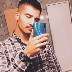 Миша, 27