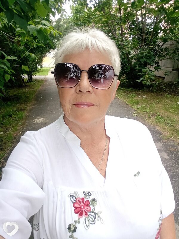 Света