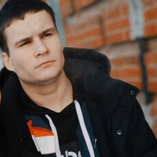 Григорий, 23