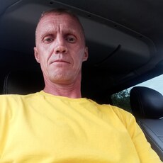 Михаил, 48