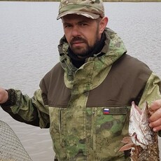 Юрий, 42