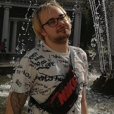 Гена, 28