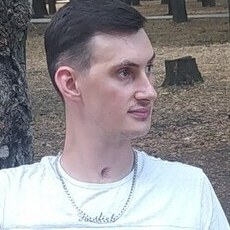 Михаил, 27