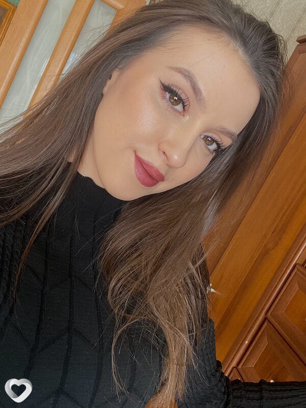 Полина