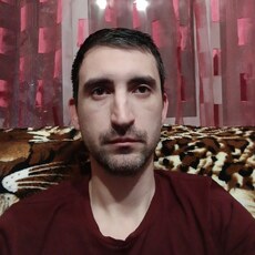 Толя, 35