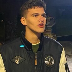 Валентин, 20