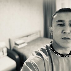 Радомир, 25