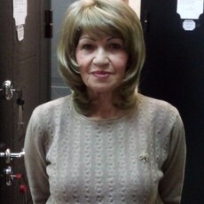 Валентина, 66