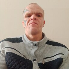 Андрей, 32