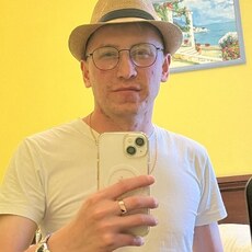Арсений, 26