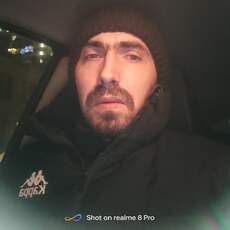Назар, 37