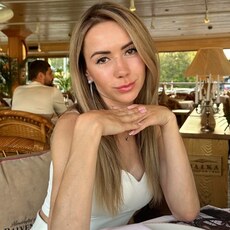 Настя, 48