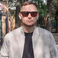 Ринат, 32