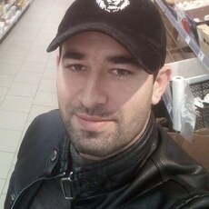 Аркадий, 32