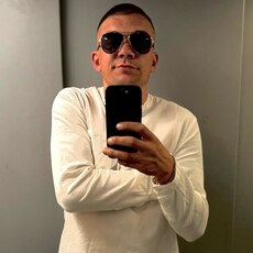 Гоша, 27