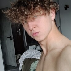 Давидик, 28