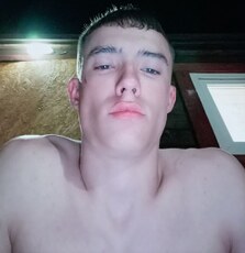 Максим, 25