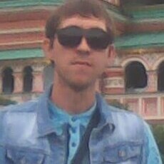 Дима, 33