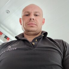 Денис, 36