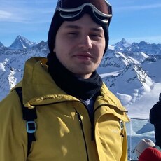 Гриша, 23