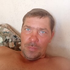 Леонид, 44