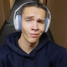 Евгений, 19