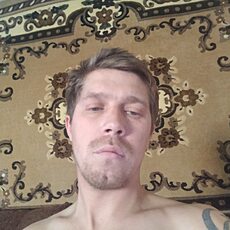 Боря, 32