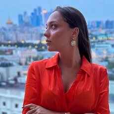 Алиса, 25