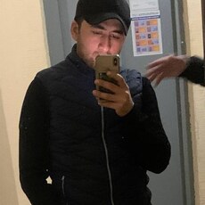 Егор, 25