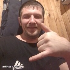 Юрий, 33