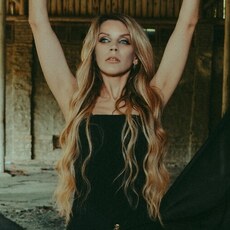 Тоня, 29
