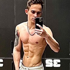 Евгений, 25