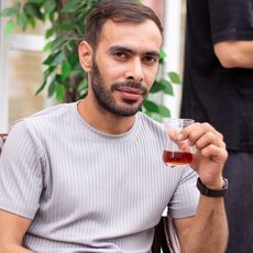 Тёма, 29