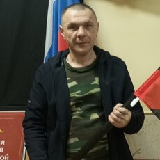 Гриша, 40