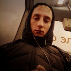 Паша, 32