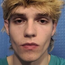 Анатолий, 21