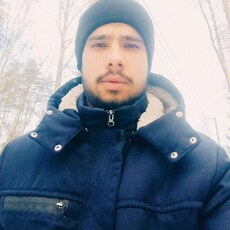 Витя, 27