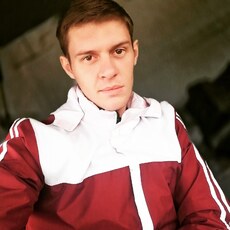 Денис, 28