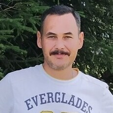 Радомир, 44