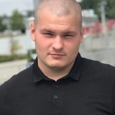 Михаил, 31