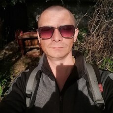 Виталя, 41