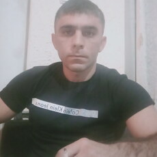 Анатолий, 32