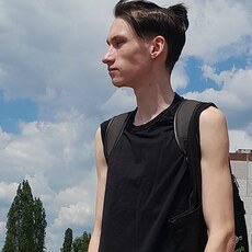Денис, 25
