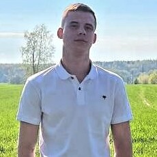 Юрий, 21