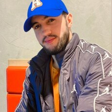 Виталий, 26