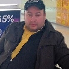 Роман, 44