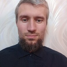 Максим, 44