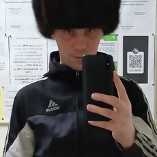 Леонид, 35