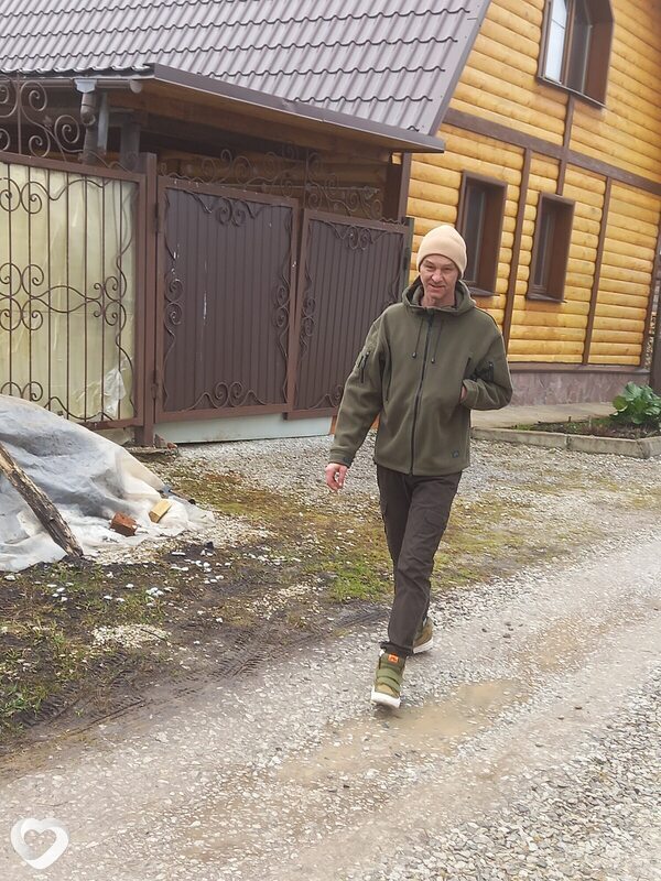 Артём